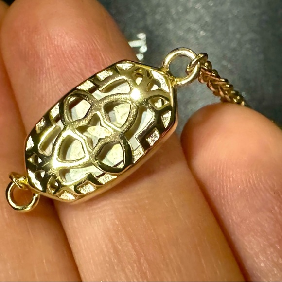 Kendra Scott Ruby colored and gold bracelet - Picture 3 of 4